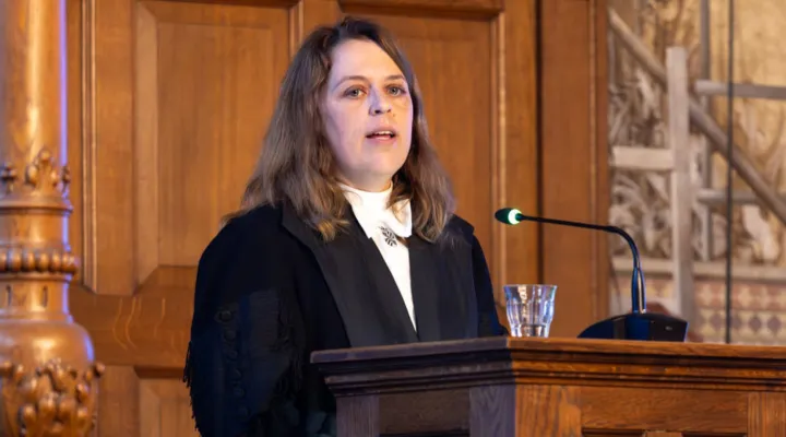 Amarantha de Haan tijdens promotie